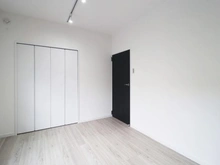 【神奈川県/川崎市麻生区高石】第2百合ヶ丘ハイツ 2号棟 洋室：約6.0帖