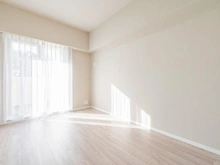 【神奈川県/川崎市多摩区東三田】レイディアントシティ向ケ丘遊園 イタリア街区 洋室