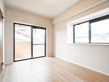 【神奈川県/川崎市多摩区登戸】ダイアパレスタピオ向ケ丘遊園 洋室：約6.2帖