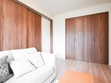 【神奈川県/川崎市多摩区登戸】ダイアパレスタピオ向ケ丘遊園 洋室：約6.0帖