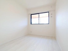 【東京都/多摩市落合】カインドステージ京王多摩センター 洋室：約6.2帖