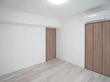 【神奈川県/川崎市高津区久末】久末アーバンコンフォート 洋室：約7.1帖