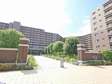 【東京都/町田市南大谷】ユニヴェルシオール学園の丘 センターサウスコート 外観
