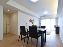 【東京都/八王子市下柚木】リーデンススクエア南大沢 B棟 リビング・ダイニング