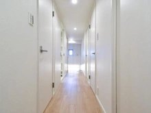 【東京都/八王子市下柚木】リーデンススクエア南大沢 B棟 廊下