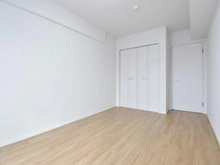 【東京都/八王子市下柚木】リーデンススクエア南大沢 B棟 洋室：約6.8帖