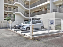 【神奈川県/川崎市多摩区登戸】パークホームズ向ヶ丘遊園ステーションアリーナ 駐車場