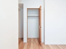 【神奈川県/川崎市多摩区登戸新町】ドメス登戸弐番館 洋室：約7.0帖