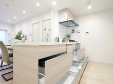 【神奈川県/川崎市多摩区中野島】多摩川テラス キッチン：収納