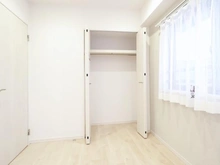 【神奈川県/川崎市多摩区中野島】多摩川テラス 洋室：約5.6帖