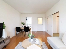 【東京都/多摩市鶴牧】エステート鶴牧5-37 リビング・ダイニング