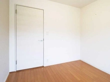 【東京都/多摩市鶴牧】エステート鶴牧5-37 洋室