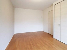 【東京都/多摩市鶴牧】エステート鶴牧5-37 洋室