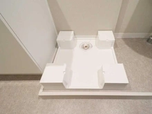 【東京都/多摩市鶴牧】エステート鶴牧5-37 洗面室：洗濯機置き場