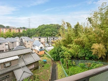 【神奈川県/川崎市宮前区西野川】ライオンズヒルズ梶が谷  眺望：LDK側バルコニーから