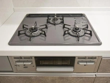 【東京都/八王子市明神町】ネオハイツ八王子明神町 キッチン：三口コンロ