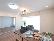 【神奈川県/横浜市旭区白根町】ガーデンテラス白根台 9号棟 リビング・ダイニング