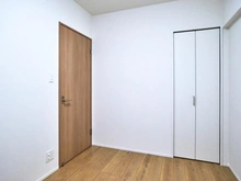 【東京都/町田市小山町】ザ・ヴィスタ町田の杜 洋室：約4.1帖