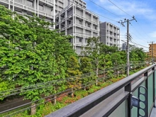 【東京都/世田谷区砧】タウンハイツ砧 眺望：洋室側バルコニーから