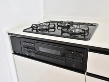 【神奈川県/川崎市麻生区岡上】岡上住宅 キッチン：三口コンロ