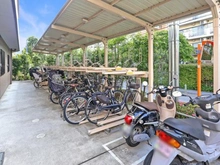 【神奈川県/川崎市麻生区百合丘】ラ・アトレレジデンス新百合ヶ丘 駐輪場