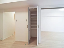 【神奈川県/横浜市港北区小机町】クリオ小机壱番館 LDK：収納