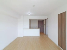 【東京都/江戸川区篠崎町】アデニウム篠崎 LDK：約15.3帖
床暖房付き