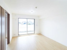 【東京都/江戸川区篠崎町】アデニウム篠崎 リビング・ダイニング：約12.0帖
床暖房付き