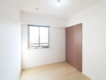 【東京都/江戸川区篠崎町】アデニウム篠崎 洋室：約4.5帖