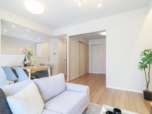 【東京都/世田谷区北烏山】パークアベニュー芦花公園 壱番館 LDK：約13.6帖
床暖房付き