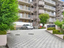 【神奈川県/川崎市麻生区東百合丘】リエス東百合丘 駐車場