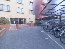 【神奈川県/川崎市多摩区登戸】ライオンズマンション登戸第2 アプローチ