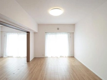 【神奈川県/横浜市港南区野庭町】コスモ上永谷 リビング・ダイニング