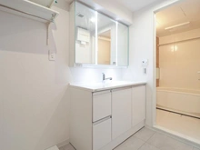 【神奈川県/横浜市港南区野庭町】コスモ上永谷 洗面室