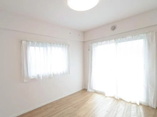 【神奈川県/横浜市港南区野庭町】コスモ上永谷 洋室：約6.0帖