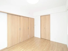 【神奈川県/横浜市港南区野庭町】コスモ上永谷 洋室：約6.0帖