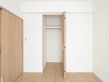 【神奈川県/横浜市港南区野庭町】コスモ上永谷 洋室：約6.0帖