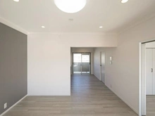 【東京都/多摩市貝取】貝取団地4-4-7 LDK：約14.0帖