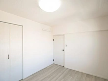 【東京都/多摩市貝取】貝取団地4-4-7 洋室：約5.8帖