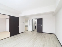 【神奈川県/川崎市麻生区白山】新ゆりグリーンタウンさつき街区 2号棟 LDK：約12.0帖