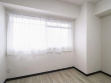 【神奈川県/川崎市麻生区白山】新ゆりグリーンタウンさつき街区 2号棟 洋室