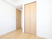 【東京都/多摩市落合】カインドステージ多摩センター 洋室：約4.3帖