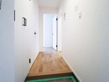 【神奈川県/川崎市宮前区南平台】平住宅 2号棟 廊下