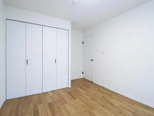 【神奈川県/川崎市宮前区南平台】平住宅 2号棟 洋室：約6.6帖