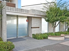 【東京都/多摩市鶴牧】ジオ多摩センター エントランス