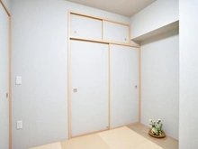 【東京都/多摩市鶴牧】ジオ多摩センター 洋室：約5.1帖