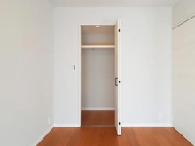 【神奈川県/海老名市杉久保北】南えびな杉久保サンパルク650B街区3号 洋室：約5.2帖
ウォークインクローゼット付き