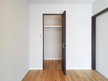 【神奈川県/海老名市杉久保北】南えびな杉久保サンパルク650A街区2号 洋室：約5.2帖
ウォークインクローゼット付き