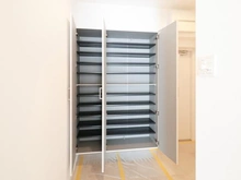 【神奈川県/藤沢市鵠沼海岸】東海鵠沼マンション 玄関