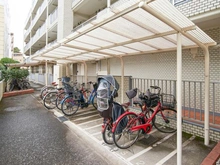 【東京都/調布市西つつじケ丘】睦・エンゼルハイムつつじヶ丘 駐輪場